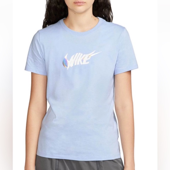 Women's Nike Sportswear Essential Spectrum Tee XL - Picture 1 of 5